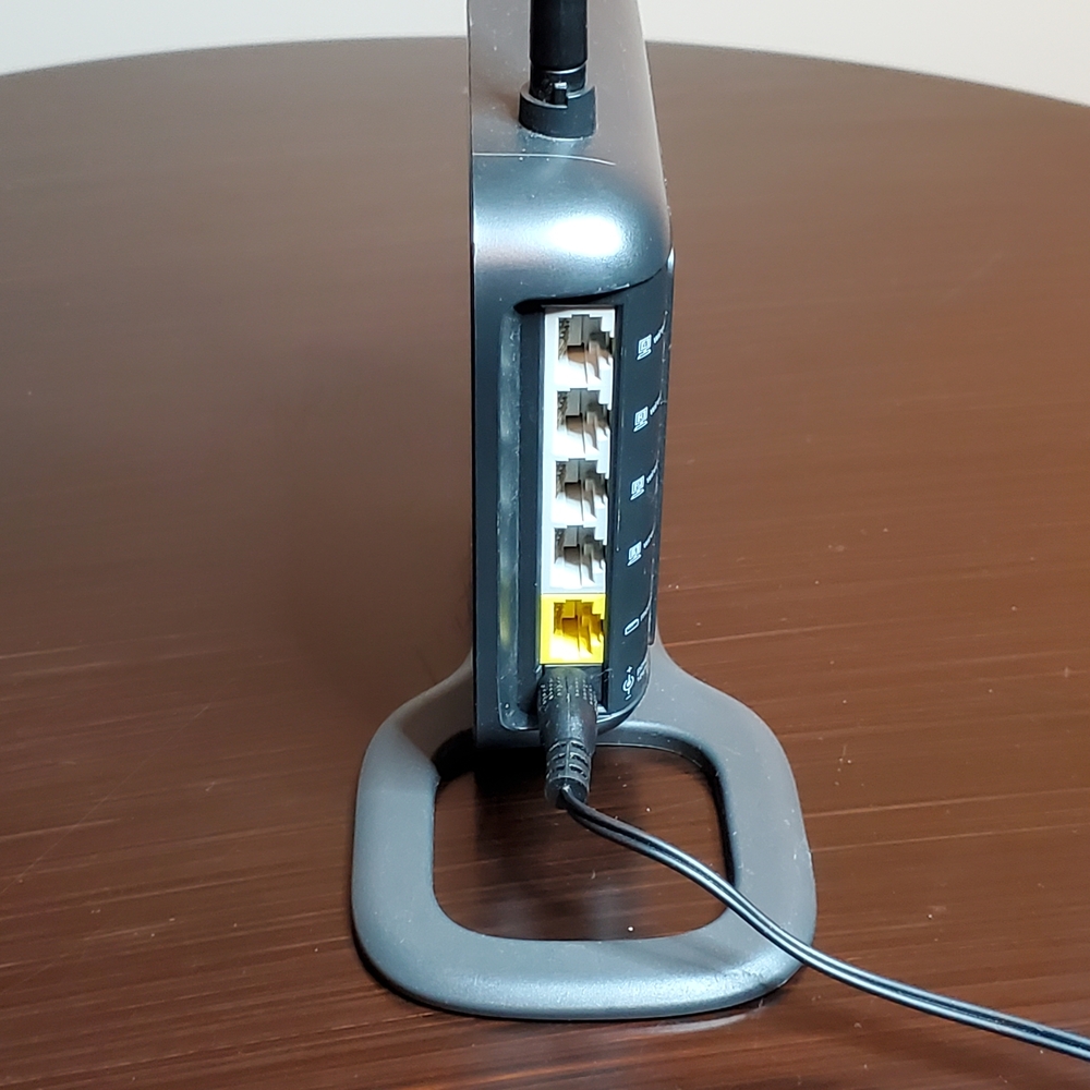 Belkin - N150 -  Enhanced - Wireless Router - Picture 3 of 6